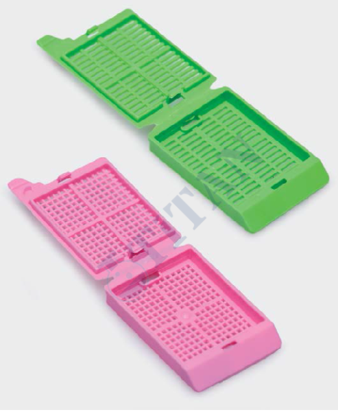 ISOLAB - 074.04.001 parafin kasedi - kapaklı - biopsi - beyaz (500 adet / paket)